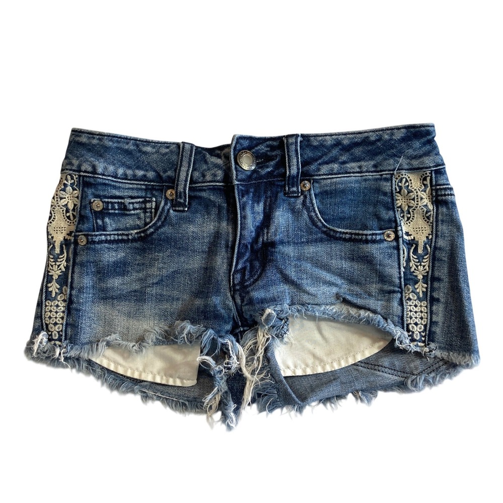 American Eagle Size 00 Shortie Denim Shorts Blue Crochet Lace Side Trim Boho Y2K